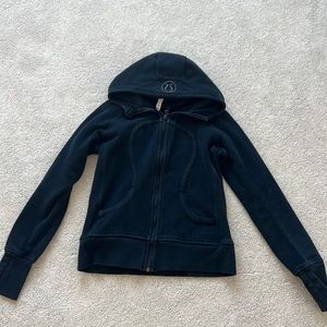 Lululemon Scuba Hoodie in Black Size 10